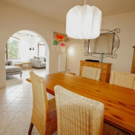 Sola - Pretty With Garden And Private Pool In Villa *