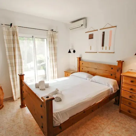Villa Sola - Pretty With Garden And Private Pool In